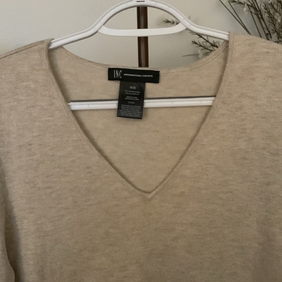 INC Floral Bell-Sleeve Knit Top, Size Medium - Picture 4 of 9